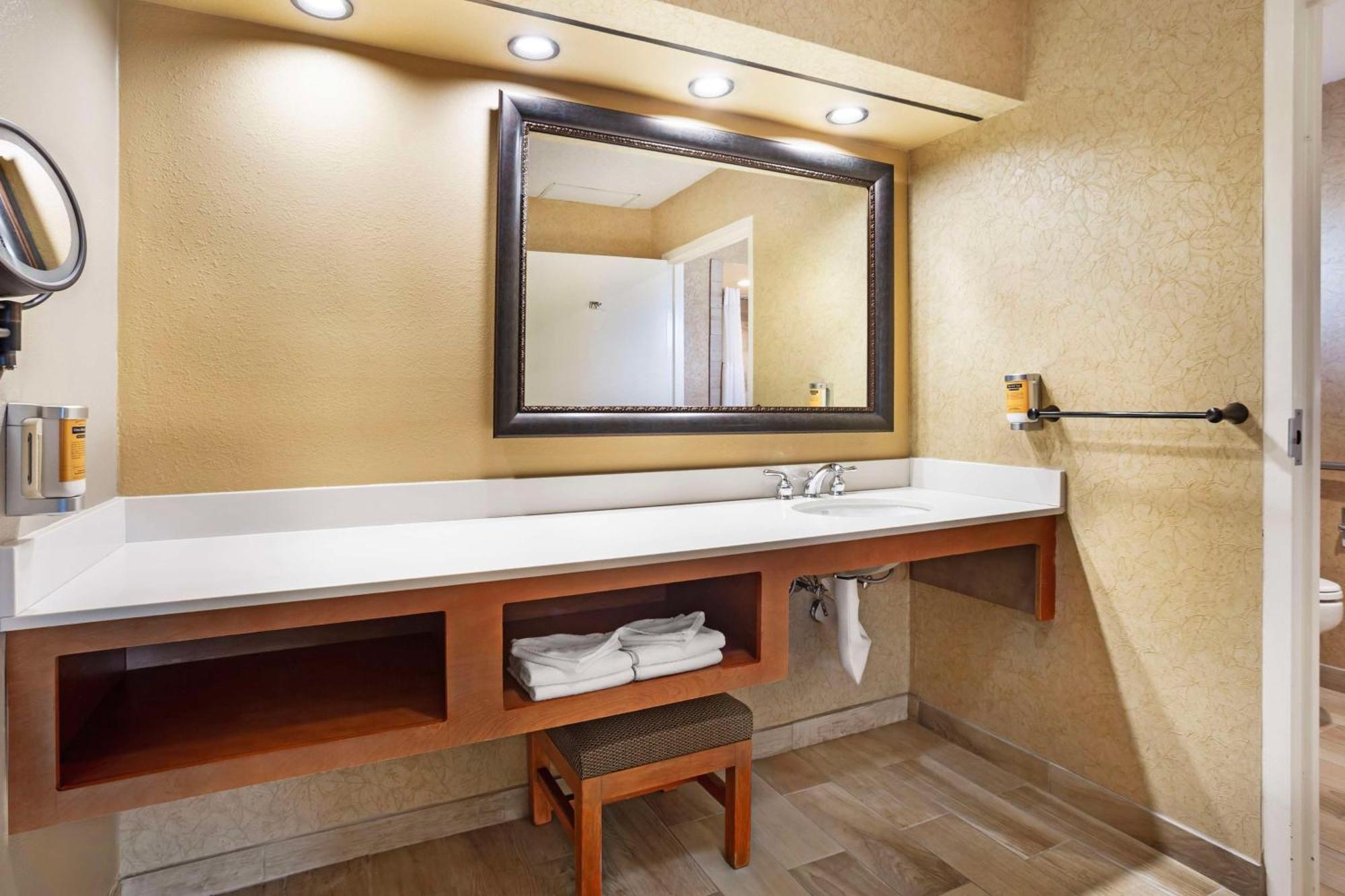 Best Western Plus Black Oak Пасо Роблс Экстерьер фото