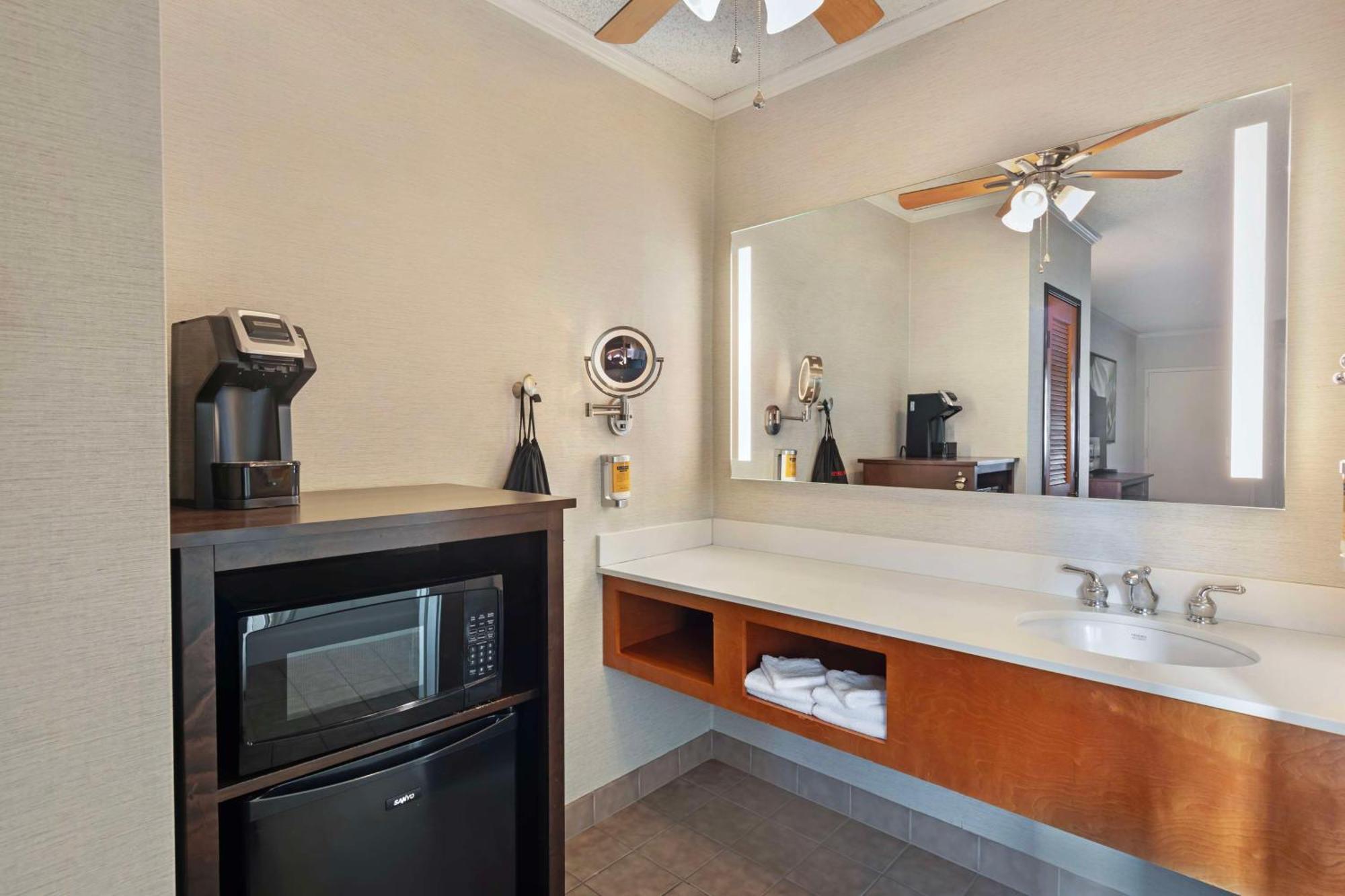 Best Western Plus Black Oak Пасо Роблс Экстерьер фото